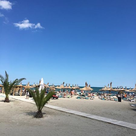 Aparthotel Sorriso Mamaia Nord Năvodari Esterno foto