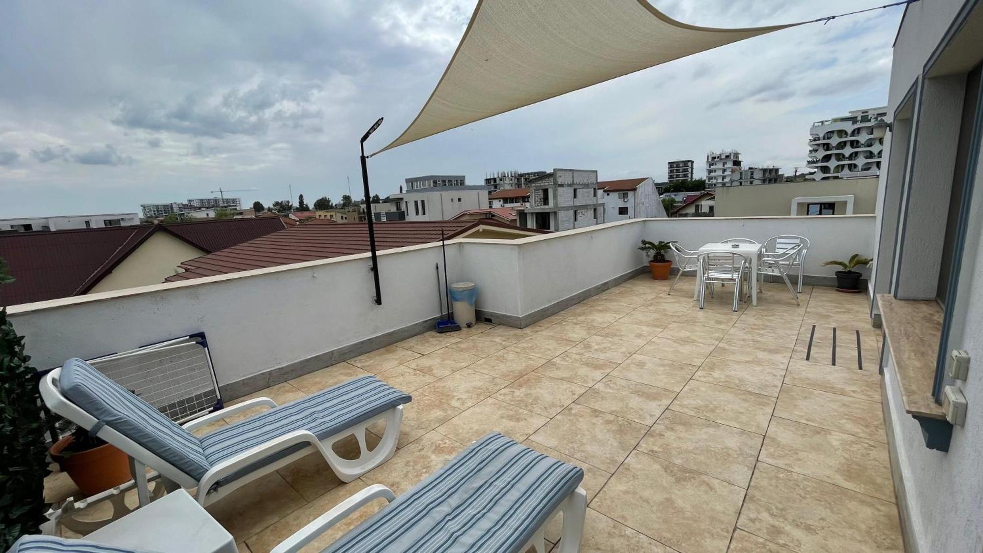 Aparthotel Sorriso Mamaia Nord Năvodari Esterno foto