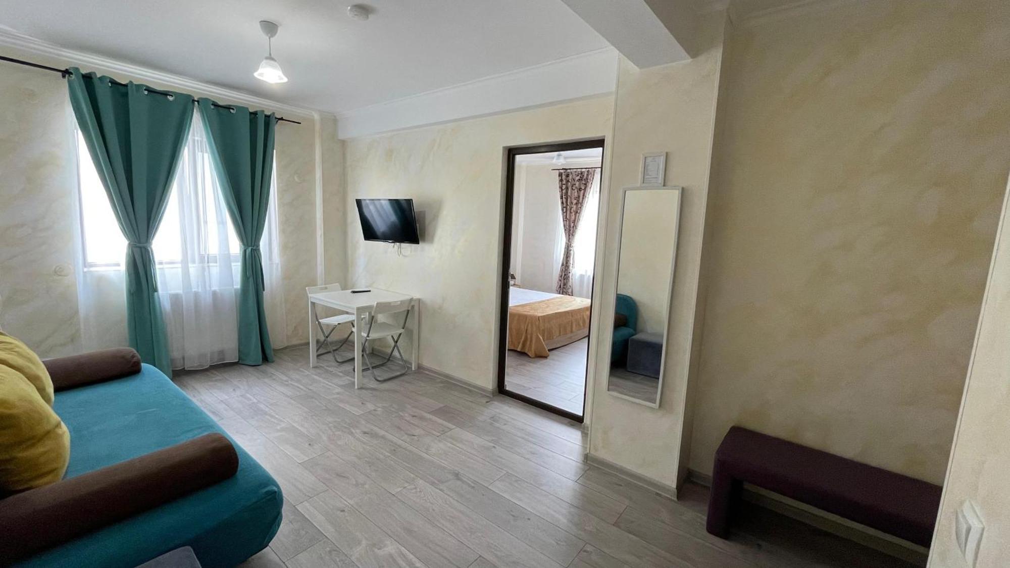 Aparthotel Sorriso Mamaia Nord Năvodari Esterno foto