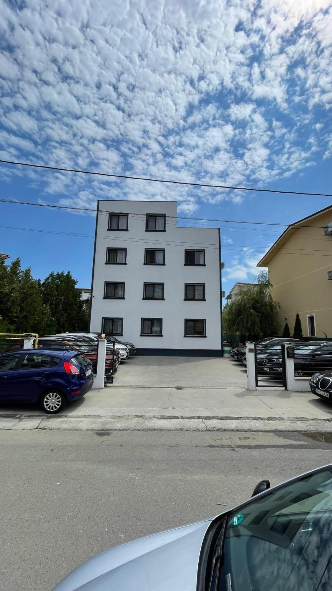 Aparthotel Sorriso Mamaia Nord Năvodari Esterno foto