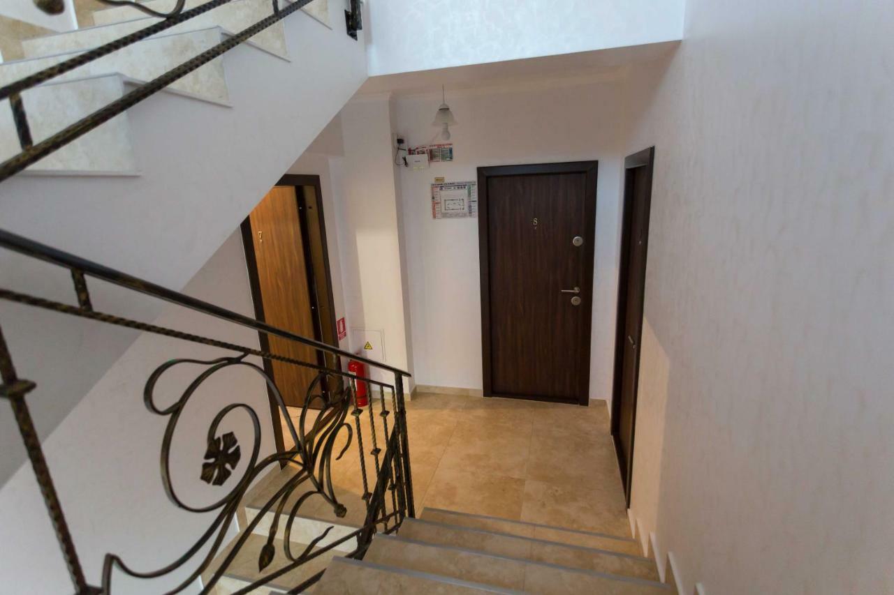 Aparthotel Sorriso Mamaia Nord Năvodari Esterno foto